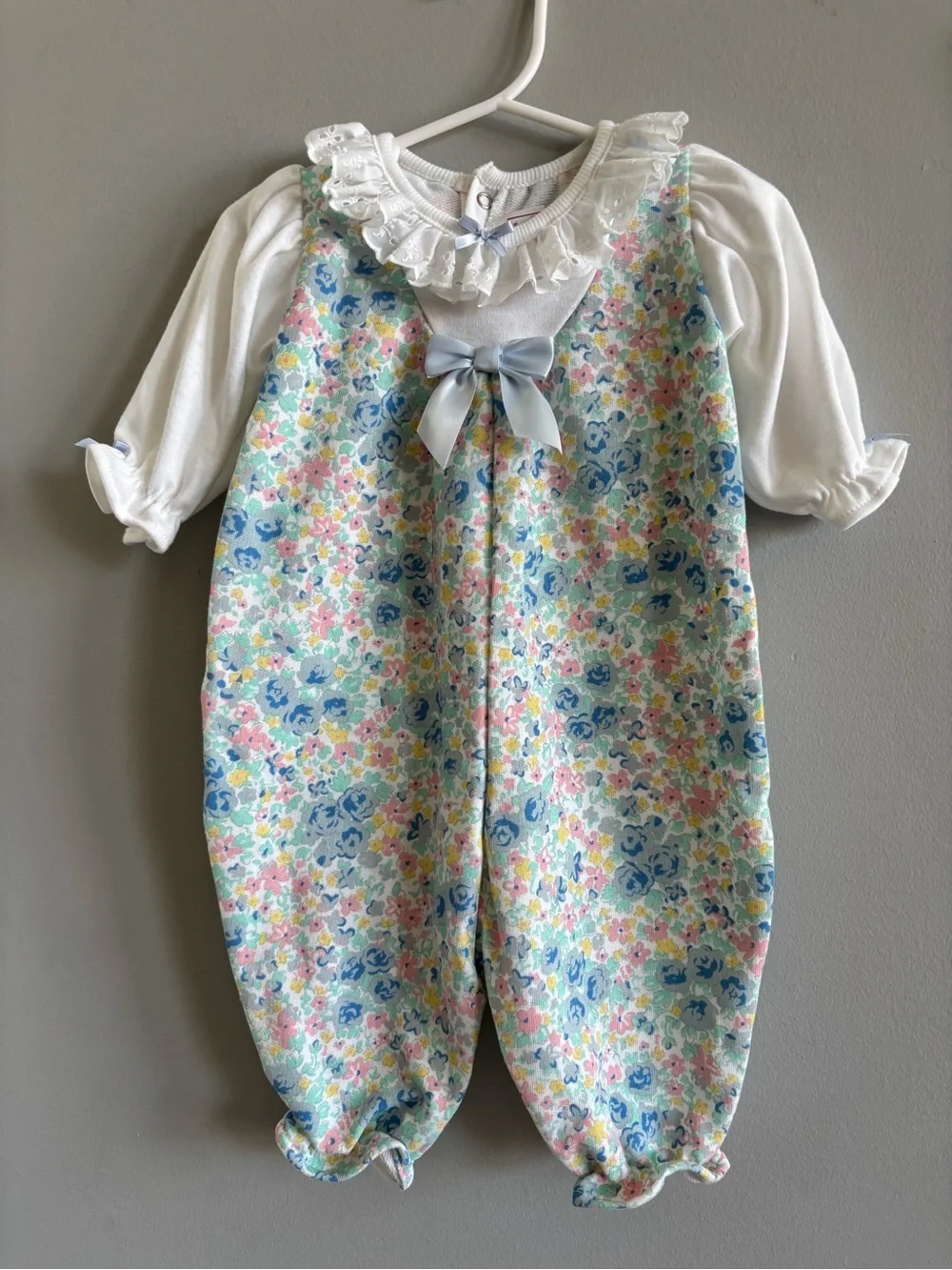 VTG Buster Brown Baby Floral One-Piece Romper with White Ruffle Collar 3-6 m